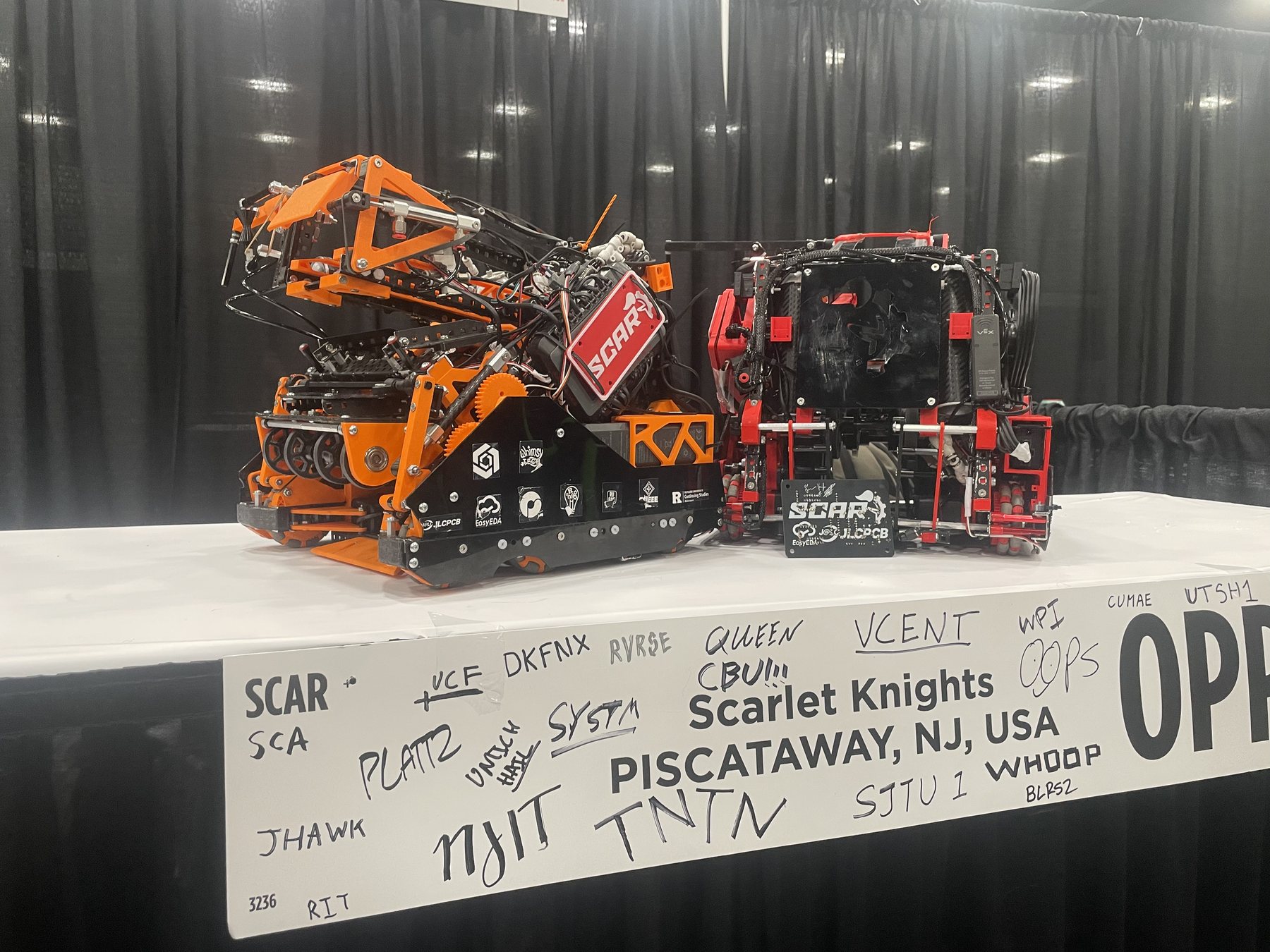 Rutgers SCAR VEXU robot hardware close-up.